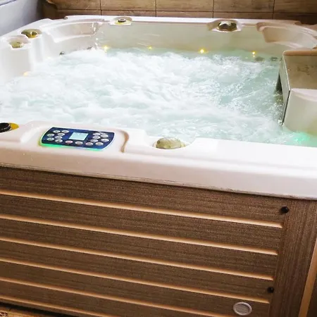 Hőforrás Wellness 3* Egerszalók