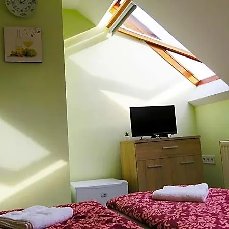 Hoforras Wellness Vendeghaz Egerszalók