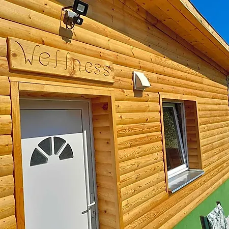 Hoforras Wellness Vendeghaz