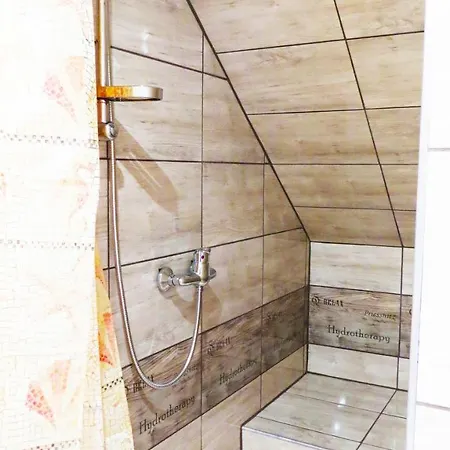 Hoforras Wellness Vendeghaz * Egerszalok