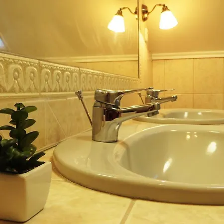 Hőforrás Wellness Vendégház