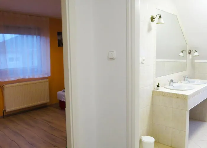 Hoforras Wellness Vendeghaz Pensiune Egerszalók