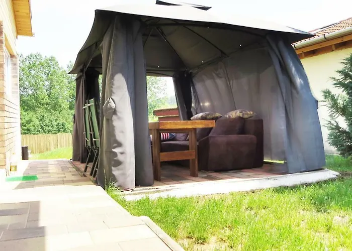 Hoforras Wellness Vendeghaz Gæstehus